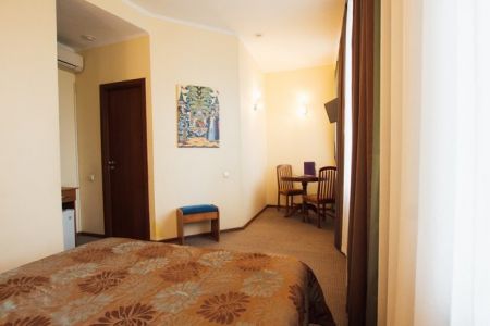 Эконом 2-местный (Skazka Room, DBL)